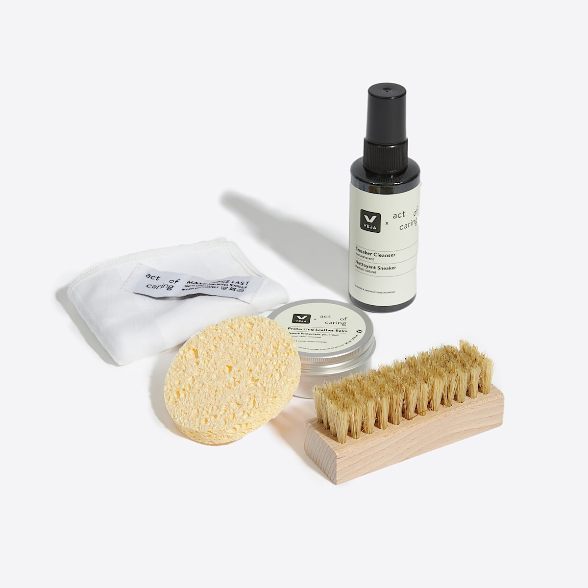 SNEAKER CARE KIT VEJA X ACT OF CARING