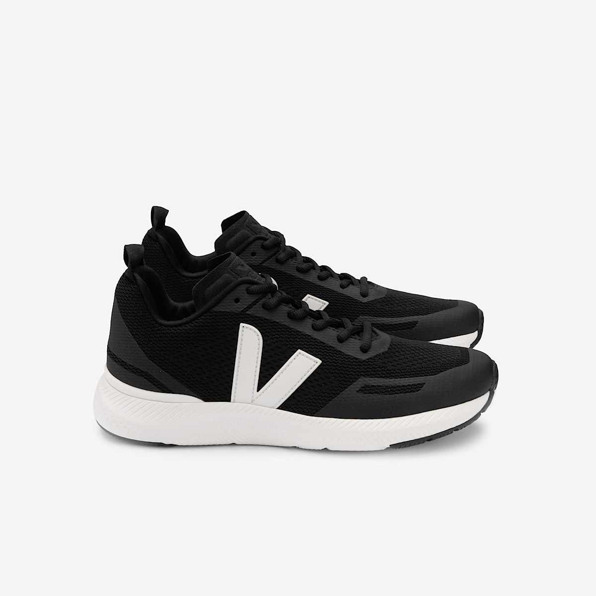 IMPALA ENGINEERED-MESH BLACK CREAM