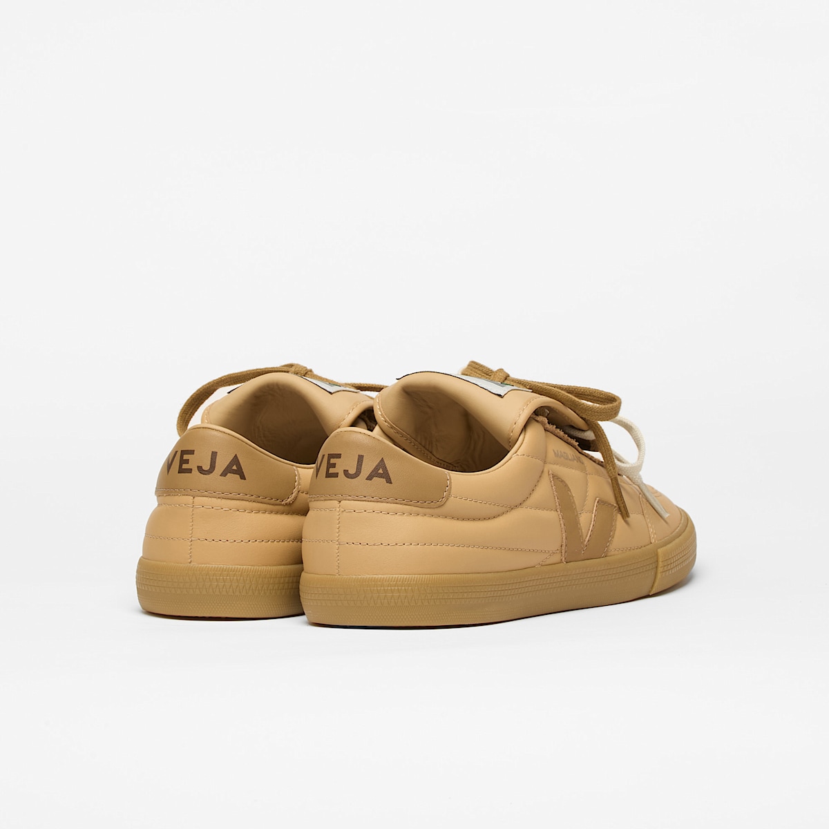 PANENKA LEATHER VEJA X MAGLIANO TAFFY - Image 3